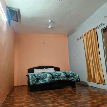 Shri Niwas Homestay Ayodhya Ngoại thất bức ảnh